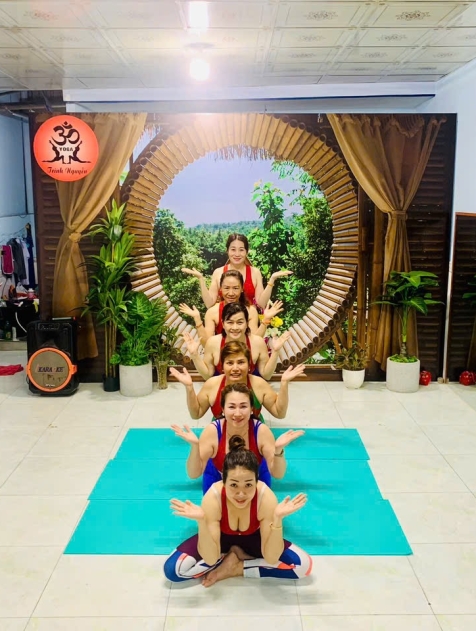 Yoga Dáng Xinh 